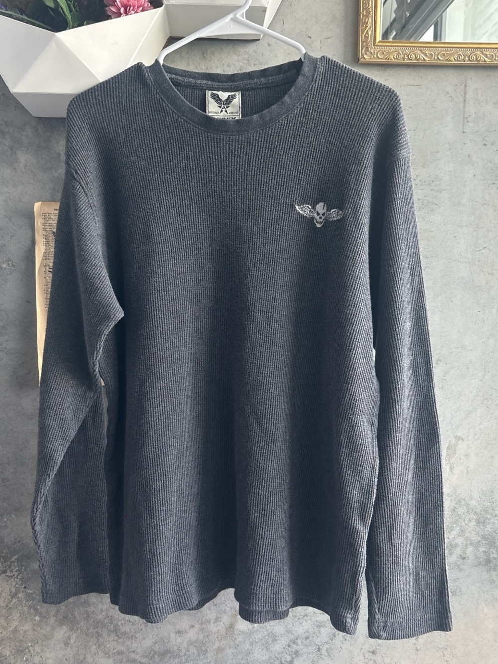 Avirex embroidered skull charcoal Crewneck waffle knit top